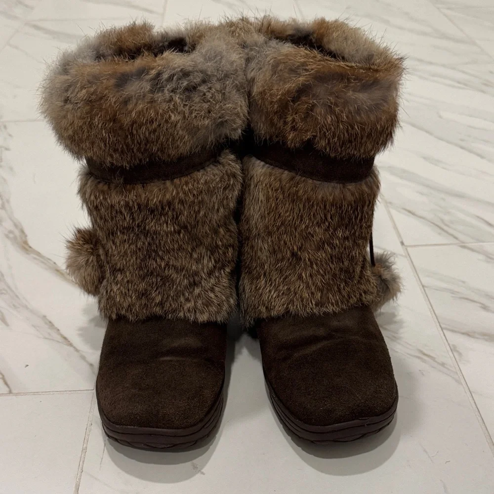 BearPaw Brown Faux Fur Boots size 7 - Picture 2 of 7